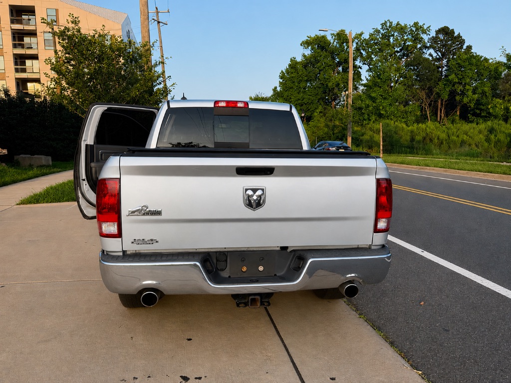 2013 RAM Ram 1500 Pickup SLT - Photo 6